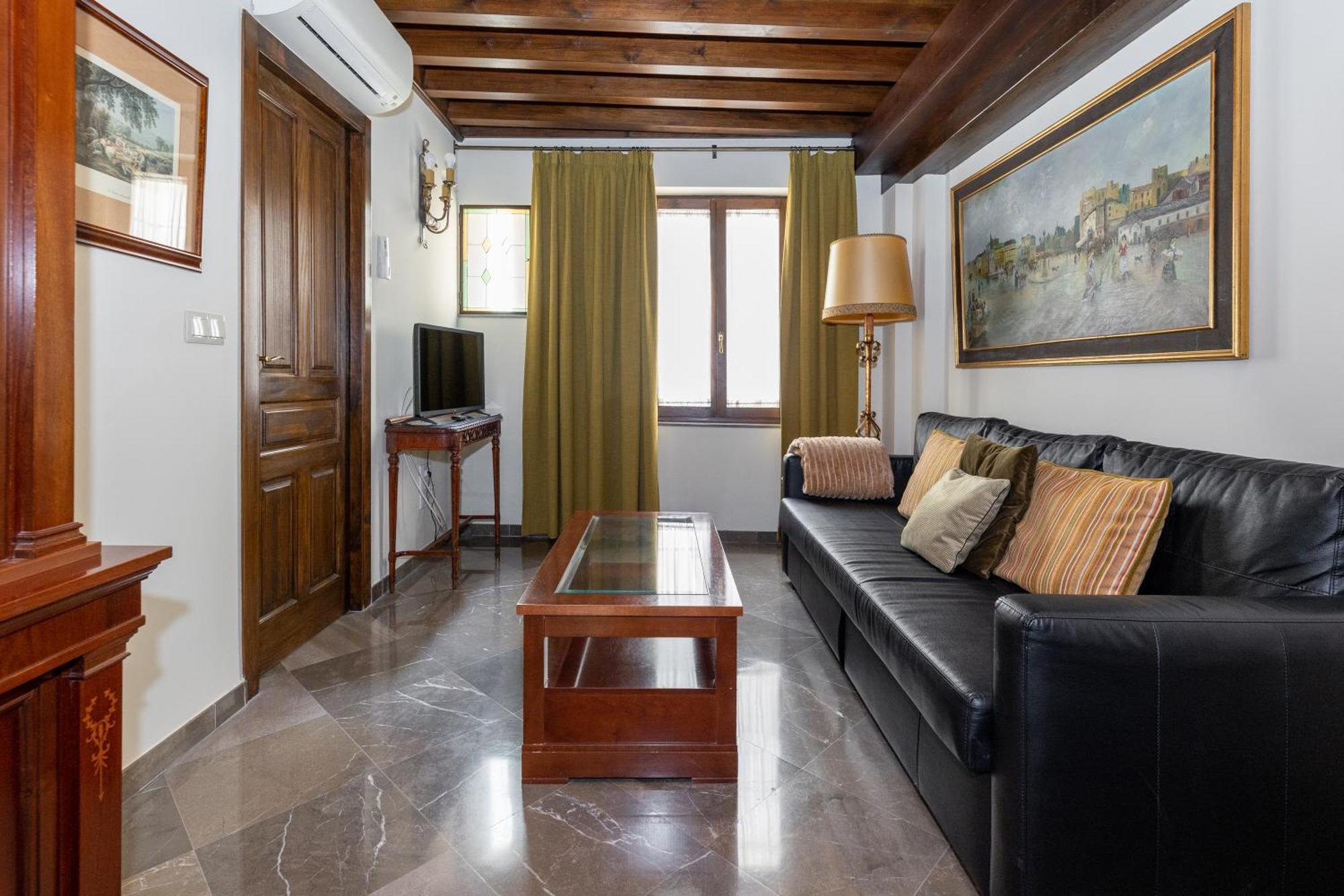 Apartamentos En Pleno Centro, Aljibe Rodrigo Del Campo 1C Granada Bagian luar foto
